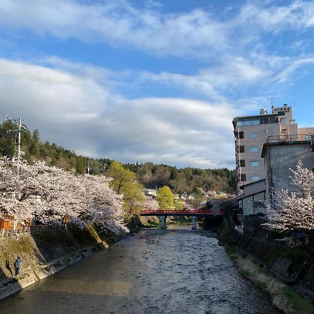 ホテル 高山ニンジャハウス エクステリア 写真